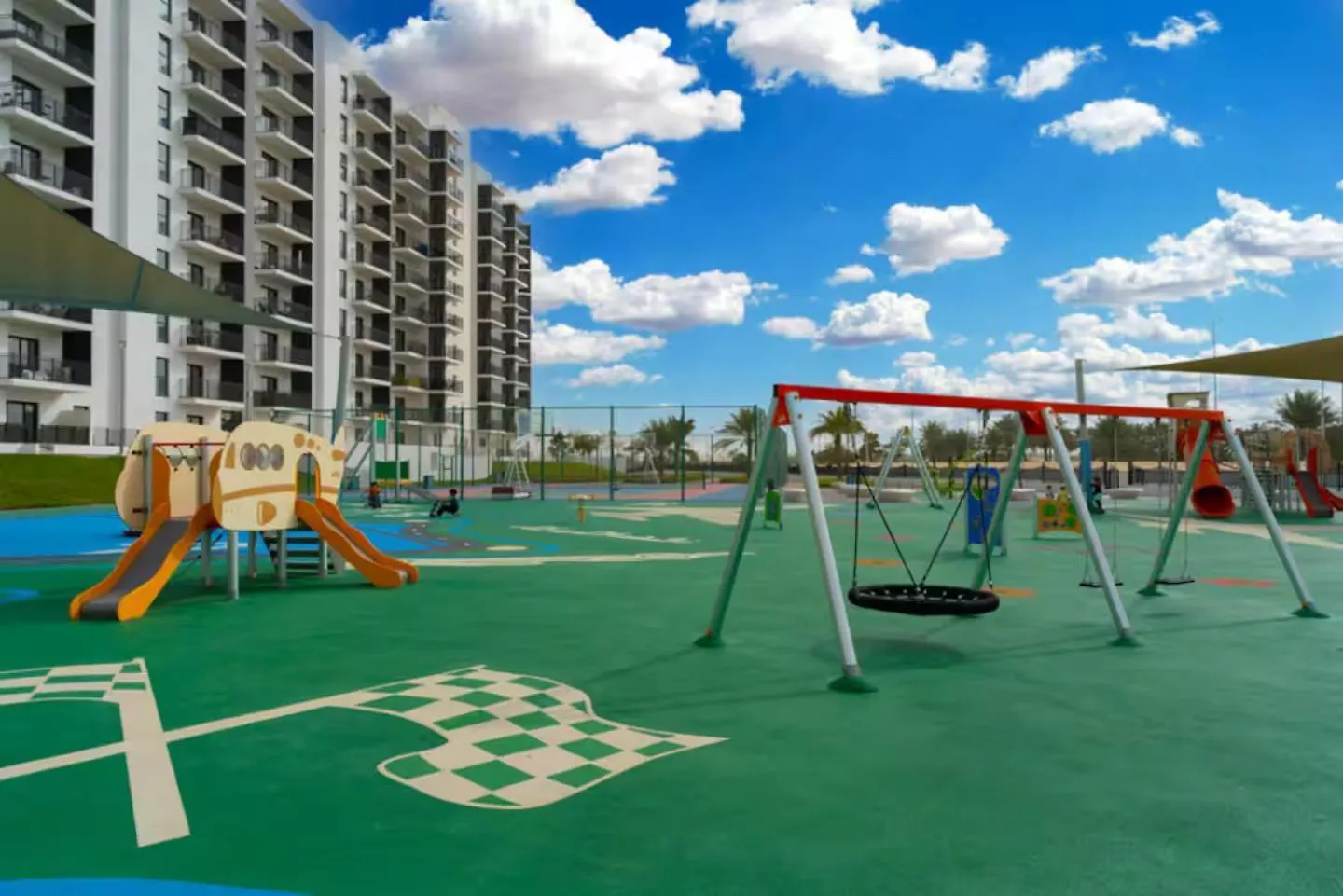Luxury Waterfront 3Br, Pool, Canal Views! Yas Island Abu Zabi