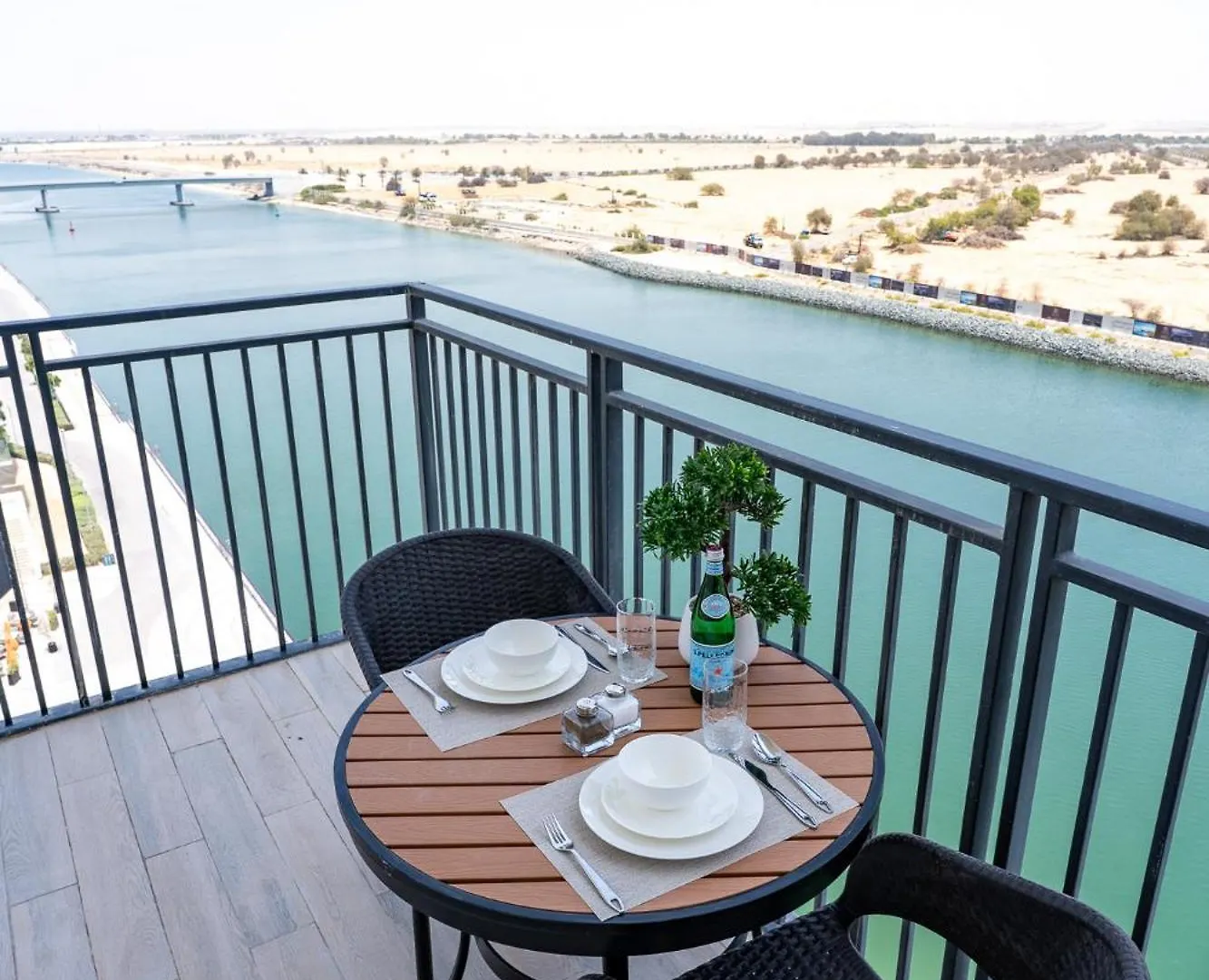 Luxury Waterfront 3Br, Pool, Canal Views! Yas Island Abu Dzabi Egyesült Arab Emírségek